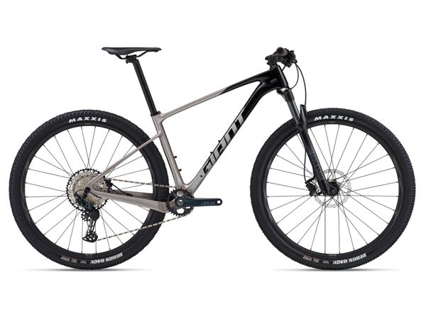 XTC ADVANCED 29 2 S BLACK/SHELL WHITE