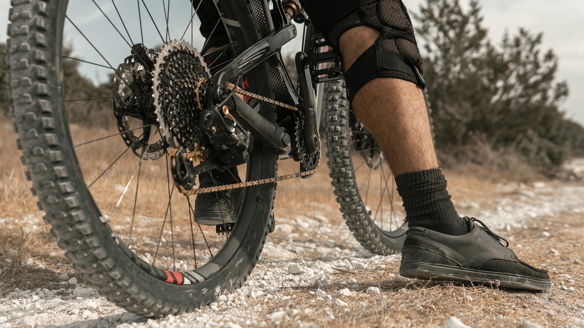 Qué presión deben llevar las ruedas de tu bicicleta (MTB, carretera y gravel)